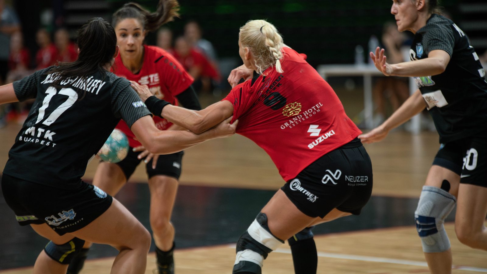 MTK Budapest - Esztergomi Vitézek 31:24 (14:15)