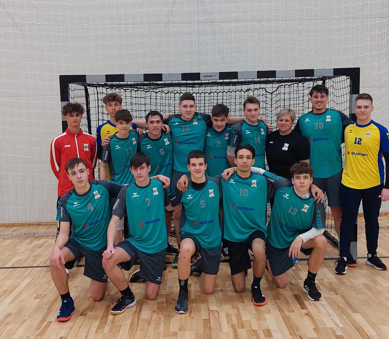 FIÚ UTÁNPÓTLÁS FEBRUÁR